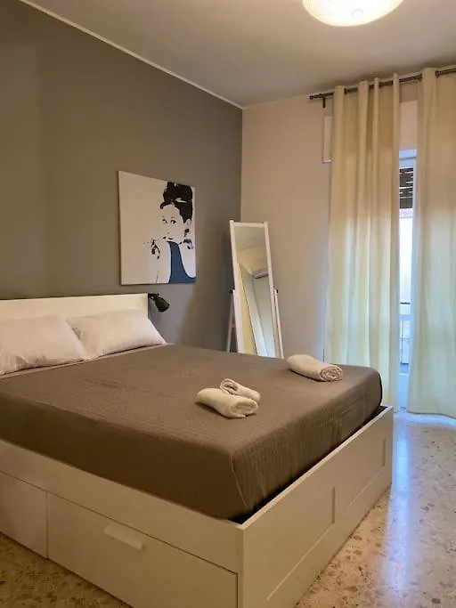 Appartamento Катания